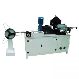 expanded filter core rolling machine